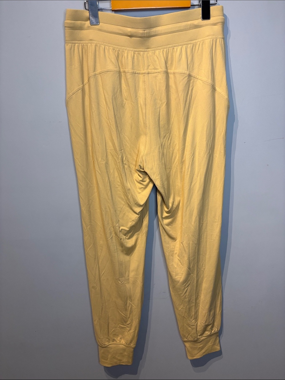Lululemon Ready to Rulu High-Rise Jogger in Pecan Tan - Picture 5 of 10